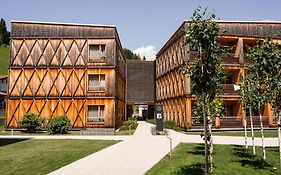 Tirol Lodge